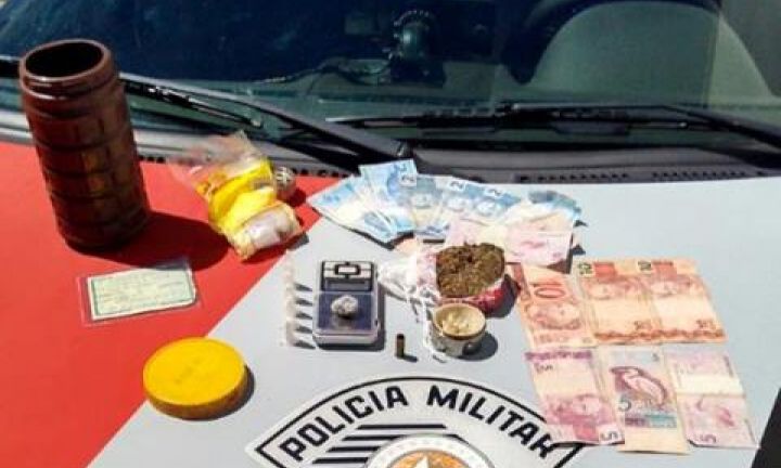 Polícia Militar estoura boca de tráfico perto de escola