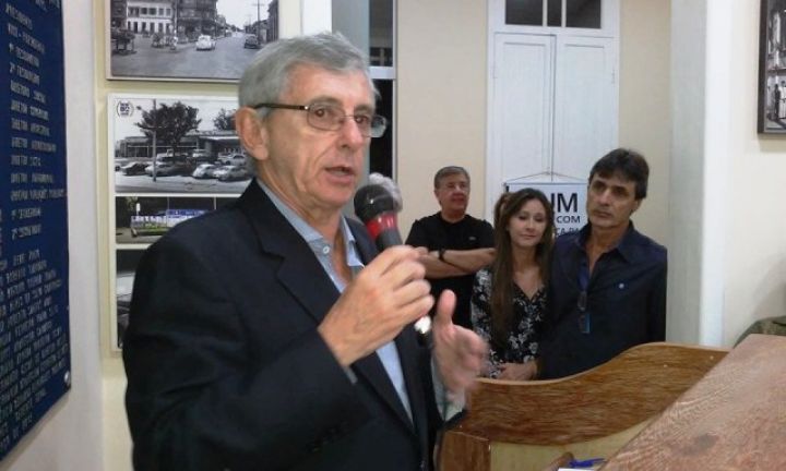 Cássio Jamil é empossado presidente da ACIA