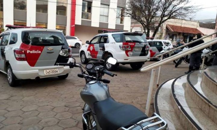 Polícia Militar recupera moto furtada durante Operação Integrada