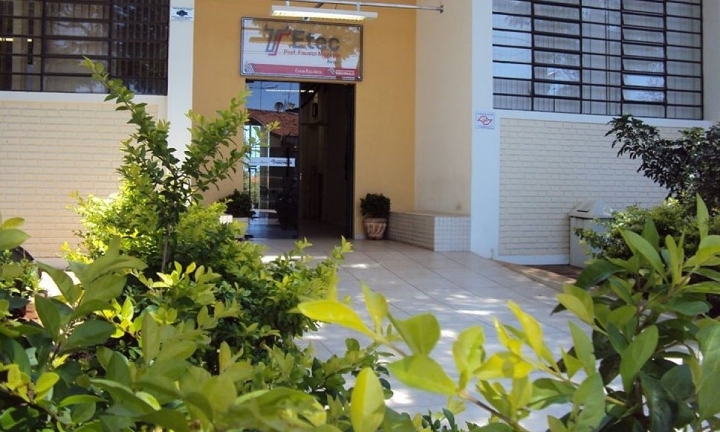 Etec Professor Fausto Mazzola celebra 20 anos com solenidade em Avaré