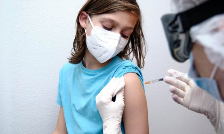 Crianças de 12 a 14 anos serão vacinadas contra Covid a partir de quarta-feira