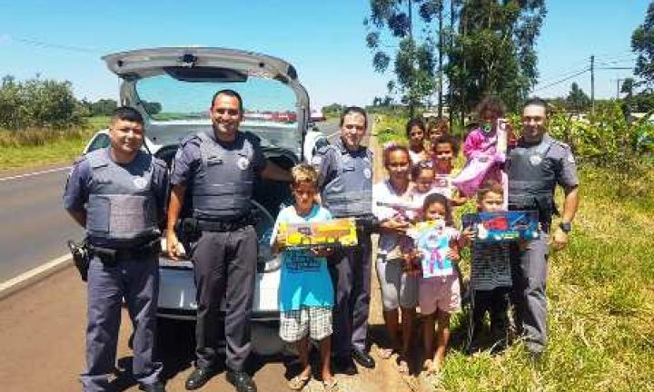 Policial Militar faz a diferença na vida de crianças carentes