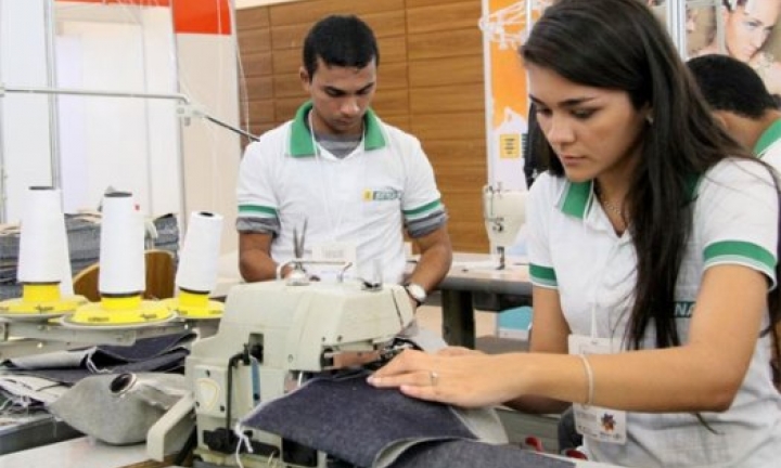 SENAI oferece cursos gratuitos para setor de vestuário