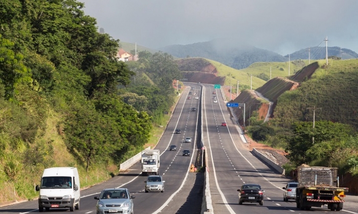 Feriado de Páscoa teve tráfego de 20 mil veículos pela SP-255, em Avaré