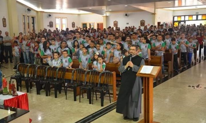 Avaré recebeu encontro Arquidiocesano de Coroinhas e Acólitos