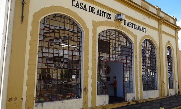 Casa de Artes e Artesanato celebra seus 33 anos de existência