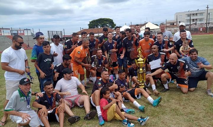 VP Shock bate o Paineiras e vence o Campeonato Municipal de Futebol