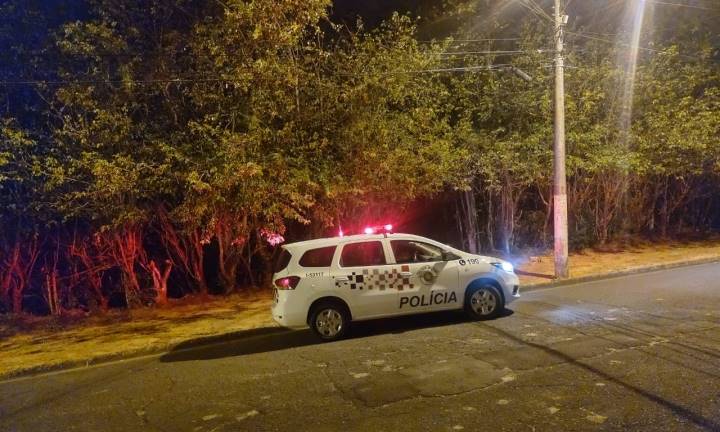 Polícia Militar de Avaré prende homem que abusou de menor em matagal