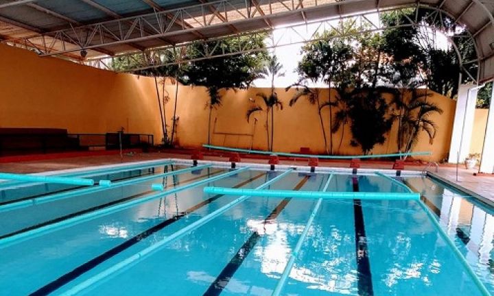 Secretaria retoma aulas de natação e hidroginástica na Piscina Municipal