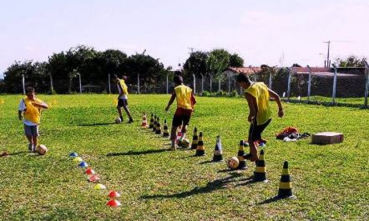 Atletas do futebol participam de Avaliação da Ponte Preta