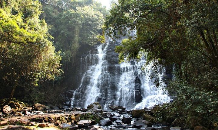 Cachoeiras na região: visitantes devem ter cuidado com cabeças d’água