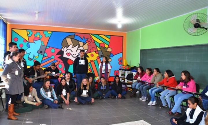 Alunos de Cerqueira César participam do Projeto Votorantim