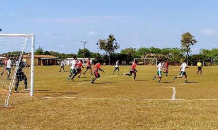 A bola rola em Avaré neste domingo