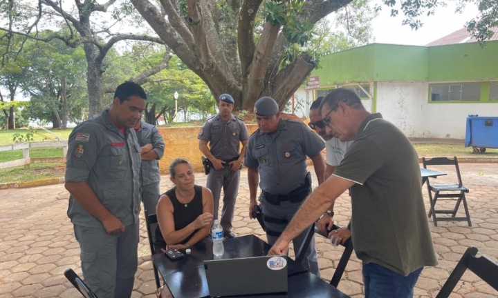 Representantes do Projeto Represa Segura realizam visita técnica ao Camping