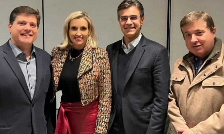 Carla Flores se reúne com o governador e pede a Casa da Mulher para Avaré