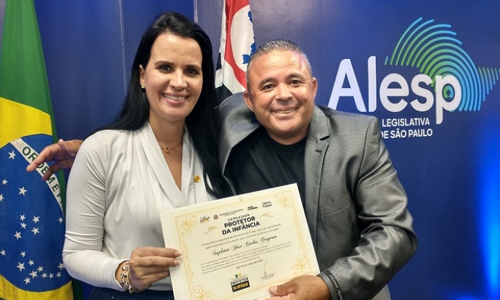 Suplente de vereador, Carlinhos Cabeleireiro é homenageado na Alesp