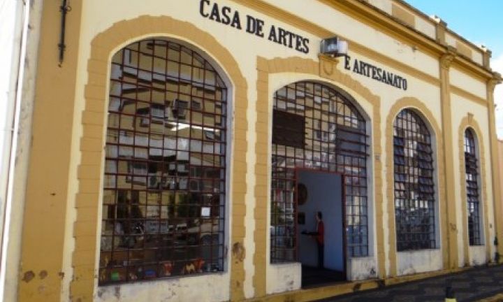 Casa de Artes e Artesanato completa 31 anos