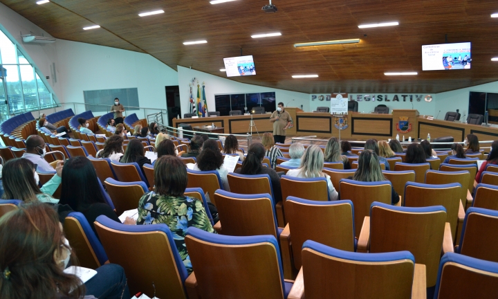 Conferência municipal debate políticas públicas de Assistência Social