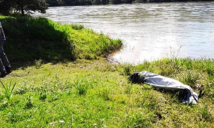 Homem é encontrado morto dentro do Rio Paranapanema