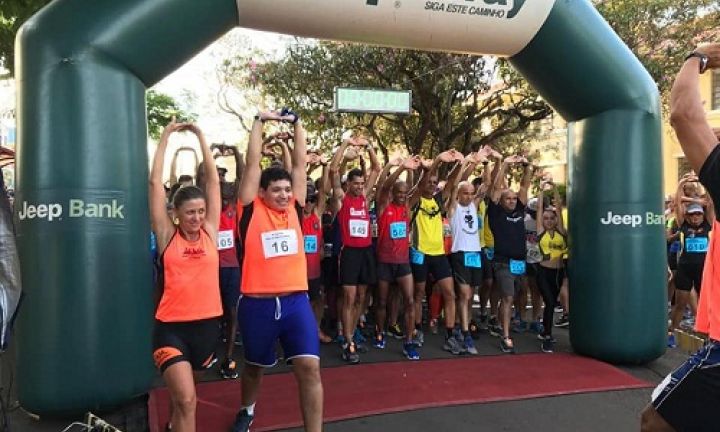 Mais de 350 atletas participaram da 74ª Corrida Elias Ward