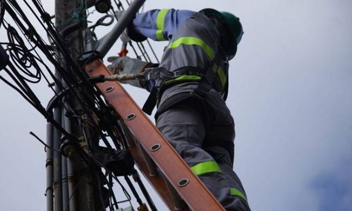 Aneel proíbe corte de energia elétrica por falta de pagamento