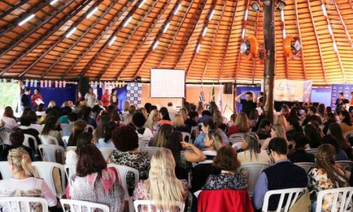 Avaré recebe capacitação para implementar Programa Criança Feliz