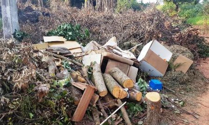 Moradores reclamam de abandono no Costa Azul