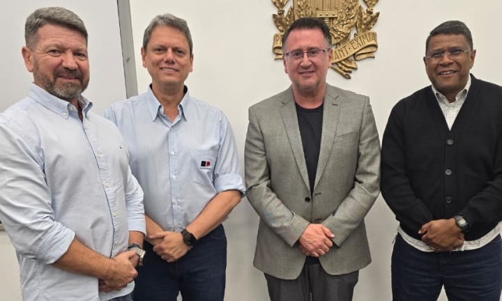 Prefeito Roberto Araujo anuncia conquista de R$ 10 milhões para combater enchentes
