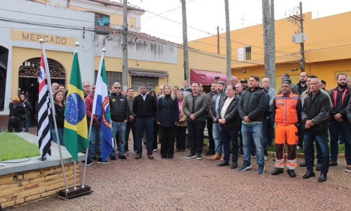 Roberto Araujo inaugura obra histórica contra enchentes no centro de Avaré 