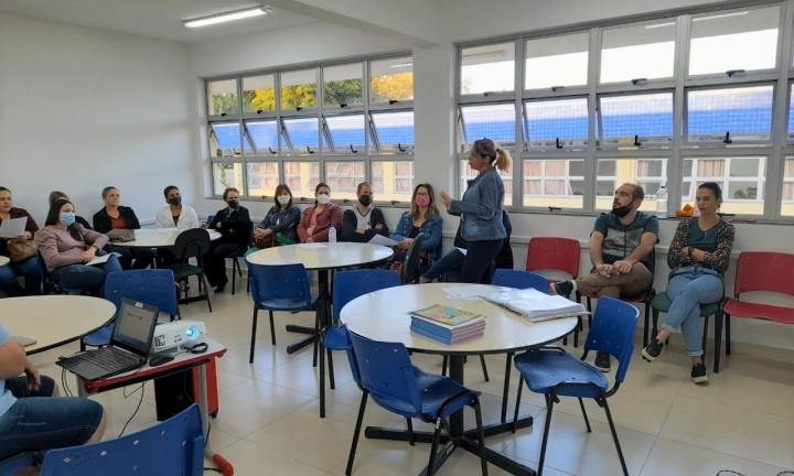 Encontro discute desafios pedagógicos na Rede Municipal de Ensino