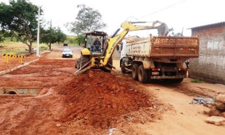 Prefeitura intensifica trabalhos para recuperar estrutura urbana