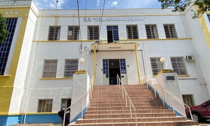 Escola de Piraju suspende aulas após confirmação de casos de Covid