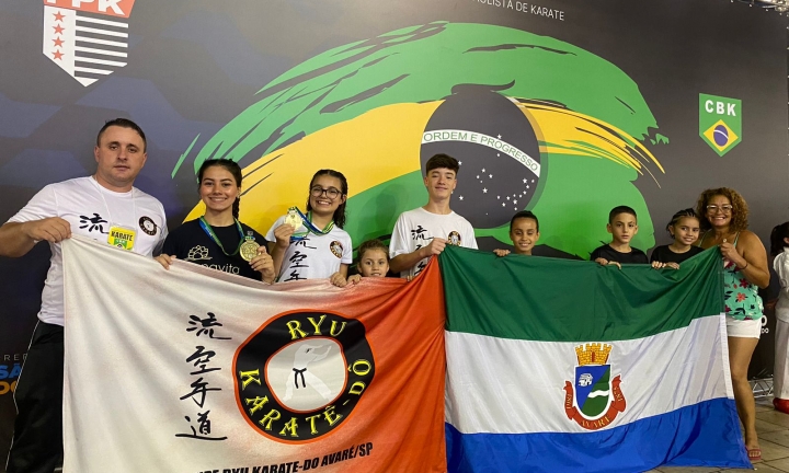 Avaré conquista 12 medalhas no Campeonato Brasileiro de Karatê