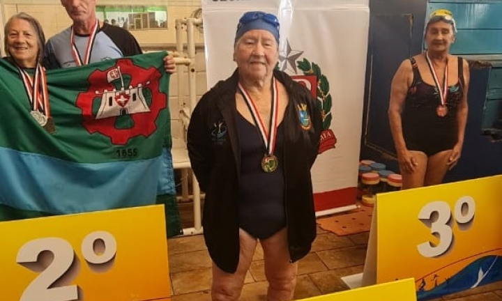 Nadadora de Avaré ganha medalha de ouro nos Jogos da Melhor Idade