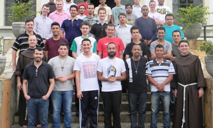 Jovem avareense realiza Estágio Vocacional em SP