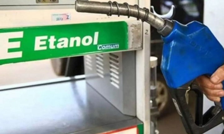 Governo reduz ICMS do etanol e preço do litro pode cair até R$ 0,17 na bomba