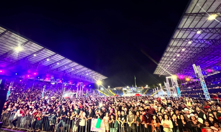 Show de Ana Castela encerrou a 55ª EMAPA com público recorde