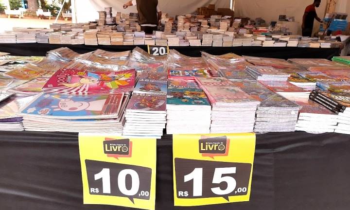 Feira do Livro acontece até 30 de março no Largo São João