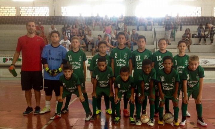 Meninos da SEME sagram-se campeões de futsal na AAA