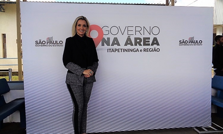 A convite da Casa Civil, Carla Flores participa da iniciativa Governo na Área