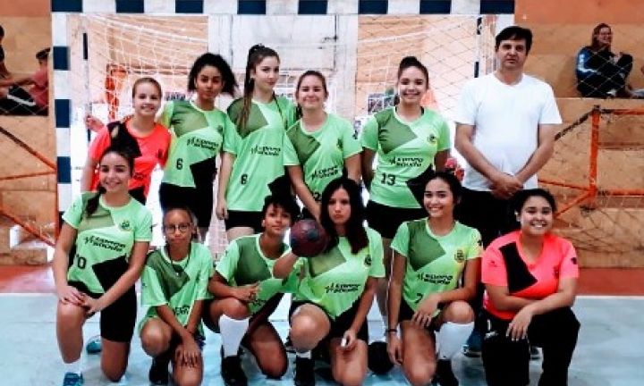 Handebol feminino vai à final da Liga Regional