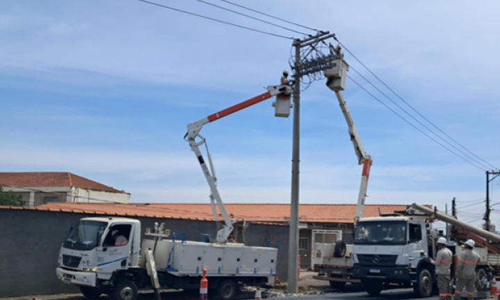 Acidentes com veículos provocaram 134 interrupções de energia na região de Avaré