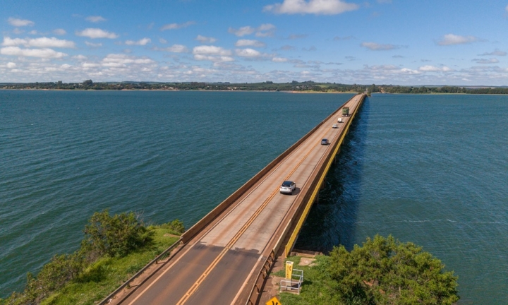 Ponte Carvalho Pinto terá pare e siga para monitoramento de rotina