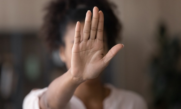 Câmara institui a Semana Escolar de Combate à Violência contra a Mulher