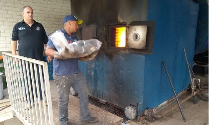 DISE de Avaré incinera 25 quilos de drogas