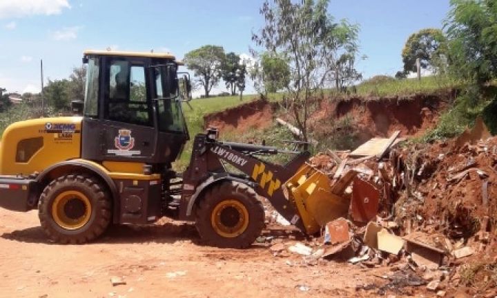 Prefeitura realiza nova limpeza na estrada Vera Cruz/Ipiranga