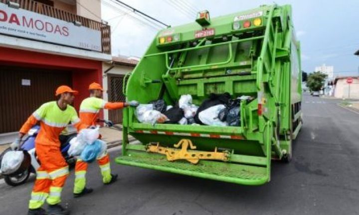 Prefeitura homologa contrato que terceiriza a coleta de lixo