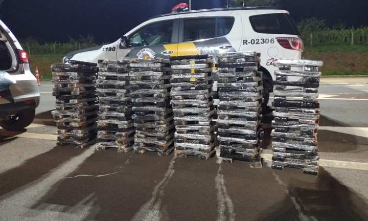 Polícia Rodoviária apreende mais de 200 kg de maconha em rodovia da região