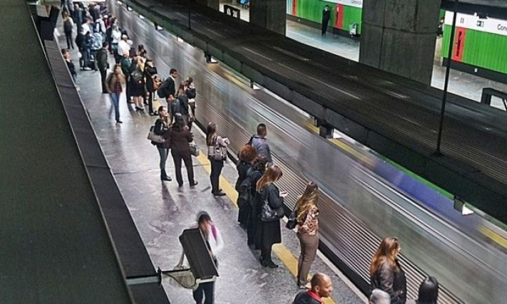 Governador nega homenagem a pastor de Avaré no Metrô