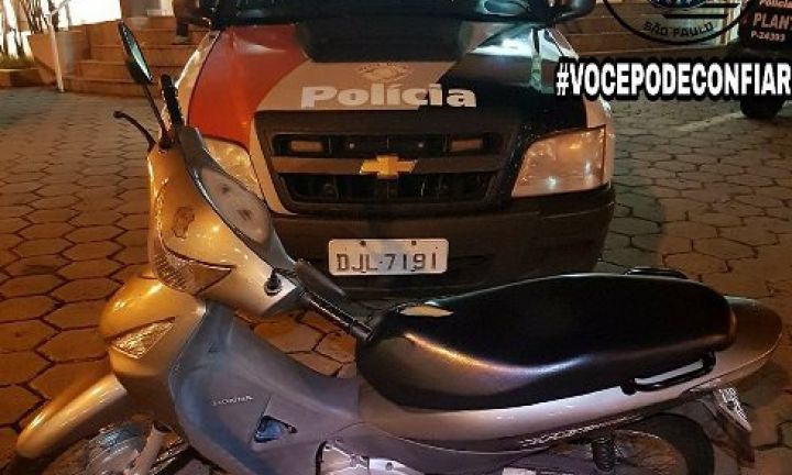 Menor é detido em flagrante por furto de motocicleta